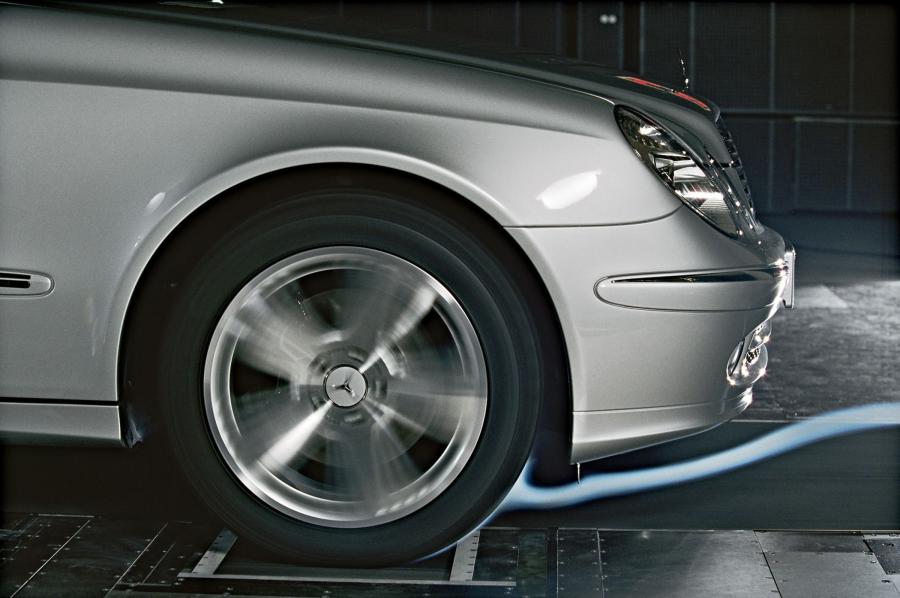  Mercedes-Benz E-Class 2002 года  (фото 229 из 448)
